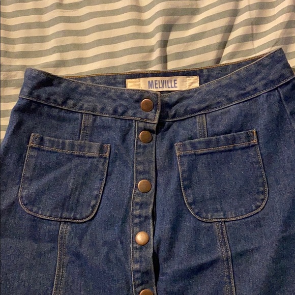 Brandy Melville Jean Skirt - Picture 2 of 3